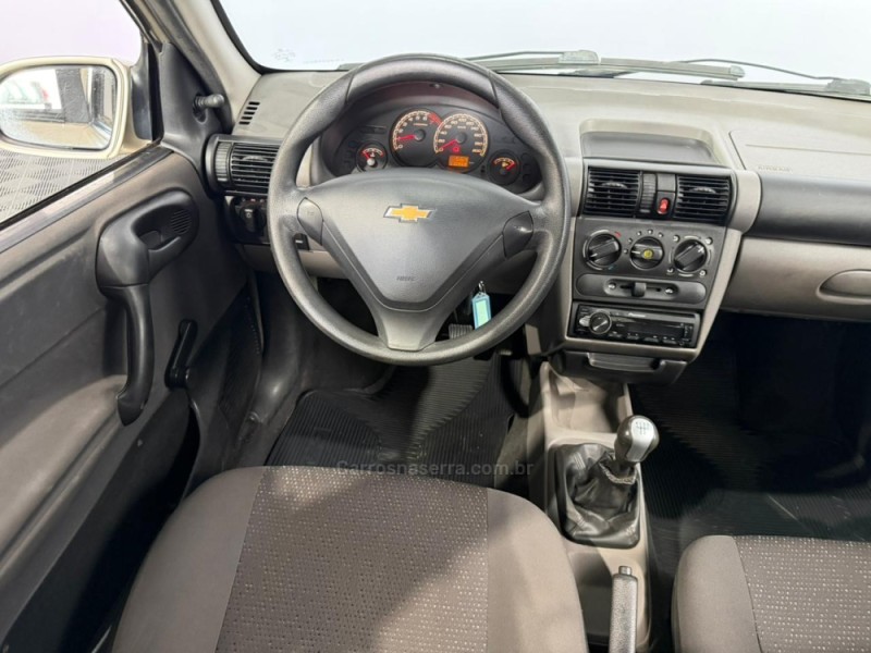 CLASSIC 1.0 MPFI LS 8V FLEX 4P MANUAL - 2013 - VACARIA