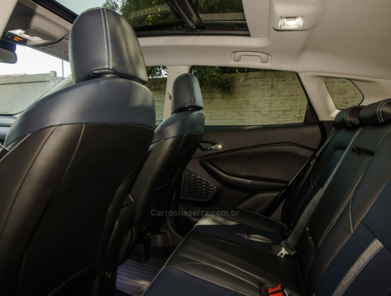 TRACKER 1.2 12V PREMIER TURBO FLEX 4P AUTOMÁTICO - 2024 - NOVO HAMBURGO