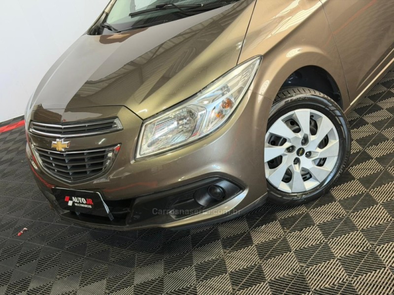 PRISMA 1.4 MPFI LT 8V FLEX 4P MANUAL - 2014 - VACARIA