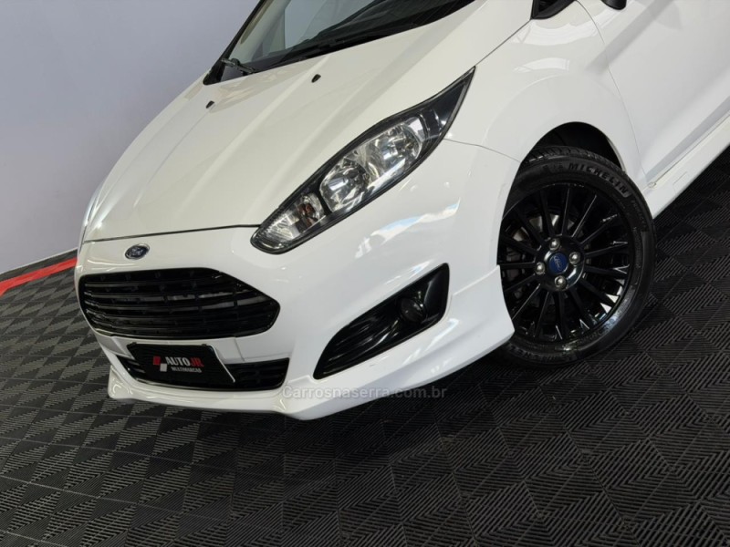 FIESTA 1.6 SPORT HATCH 16V FLEX 4P MANUAL - 2015 - VACARIA
