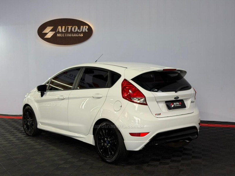 FIESTA 1.6 SPORT HATCH 16V FLEX 4P MANUAL - 2015 - VACARIA