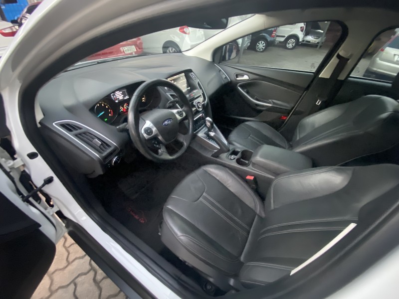 FOCUS 2.0 TITANIUM FASTBACK 16V FLEX 4P AUTOMÁTICO - 2015 - CAXIAS DO SUL