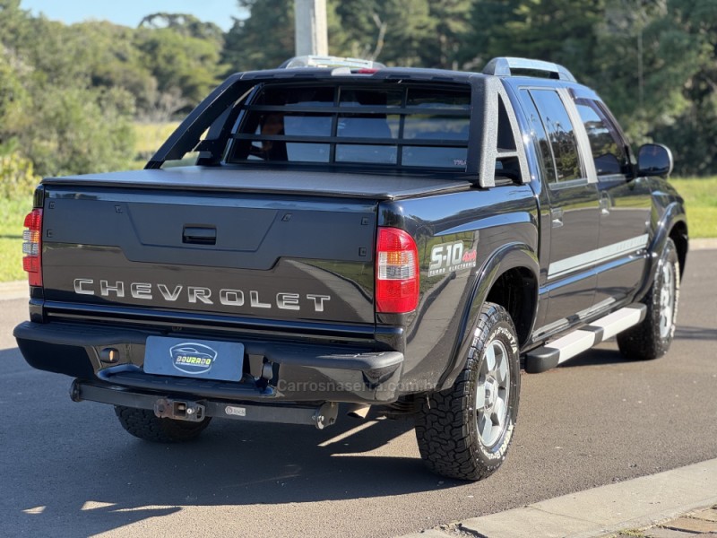 S10 2.8 EXECUTIVE 4X4 CD 12V TURBO ELECTRONIC INTERCOOLER DIESEL 4P MANUAL - 2011 - GRAMADO