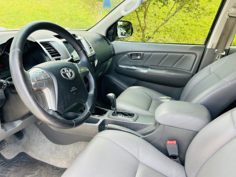 HILUX 3.0 SRV 4X4 CD 16V TURBO INTERCOOLER DIESEL 4P AUTOMÁTICO - 2014 - BENTO GONçALVES