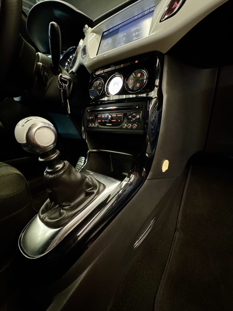 DS3 1.6 THP SPORT CHIC 16V GASOLINA 2P MANUAL - 2015 - CAXIAS DO SUL