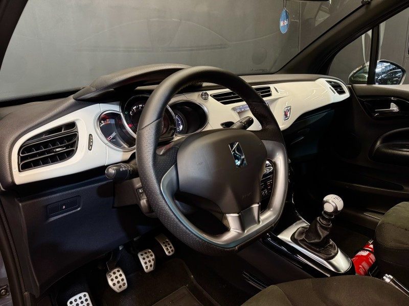 DS3 1.6 THP SPORT CHIC 16V GASOLINA 2P MANUAL - 2015 - CAXIAS DO SUL