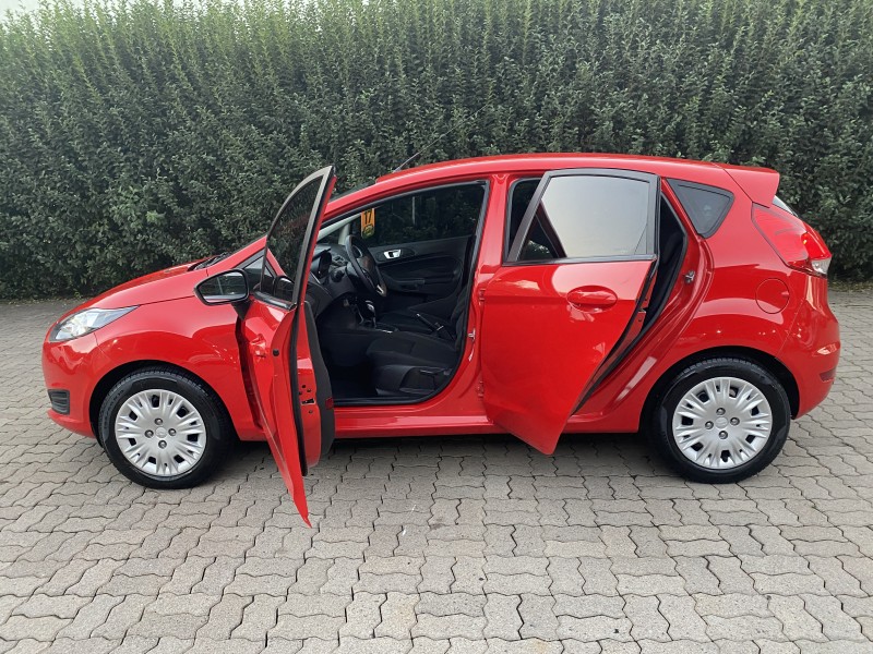 FIESTA 1.6 SE HATCH 16V FLEX 4P AUTOMÁTICO - 2017 - CAXIAS DO SUL