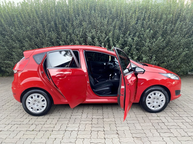 FIESTA 1.6 SE HATCH 16V FLEX 4P AUTOMÁTICO - 2017 - CAXIAS DO SUL