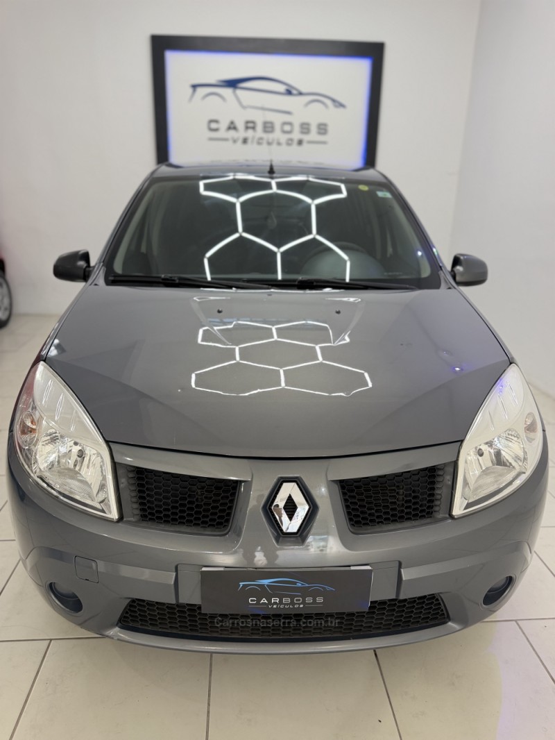SANDERO 1.0 EXPRESSION 16V FLEX 4P MANUAL - 2011 - CAXIAS DO SUL
