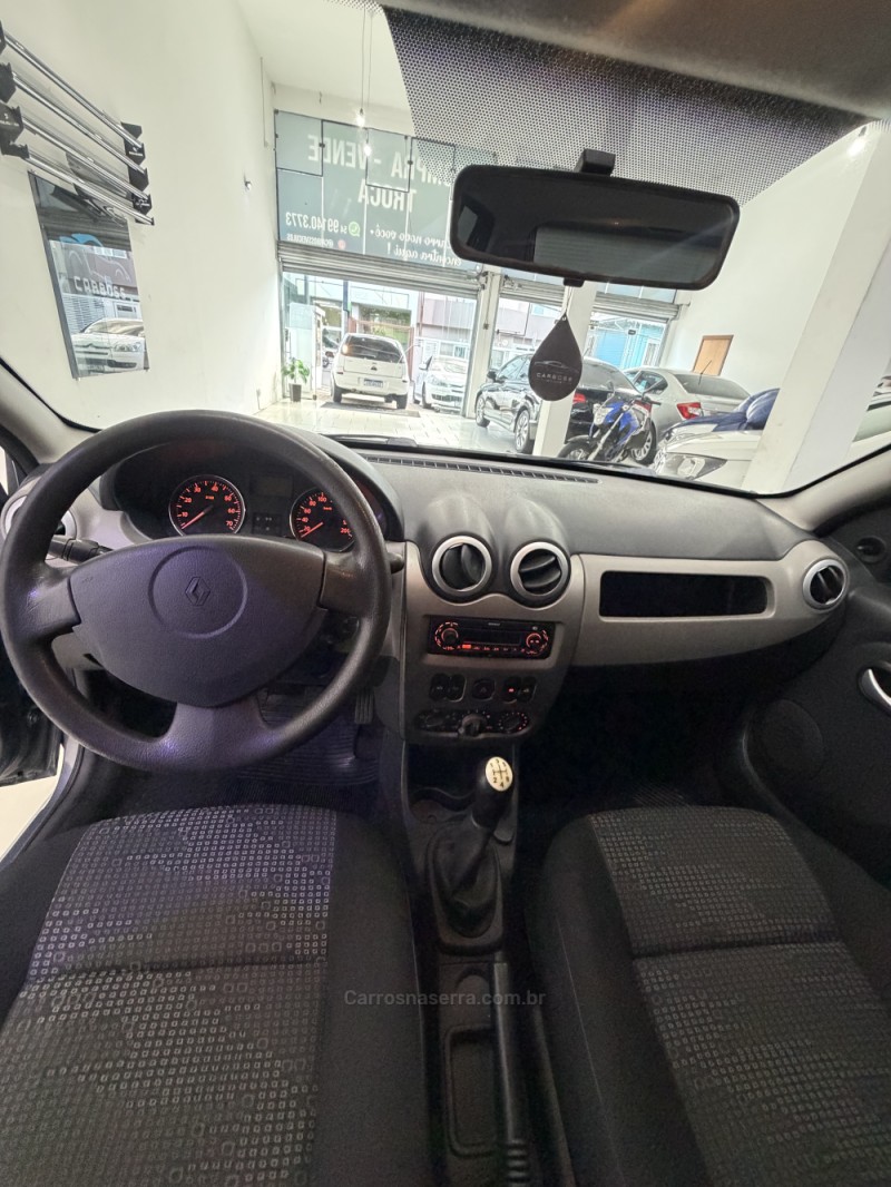 SANDERO 1.0 EXPRESSION 16V FLEX 4P MANUAL - 2011 - CAXIAS DO SUL