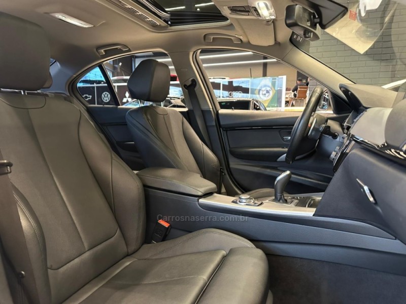 320I 2.0 SPORT GP 16V TURBO GASOLINA 4P AUTOMÁTICO - 2017 - CAXIAS DO SUL