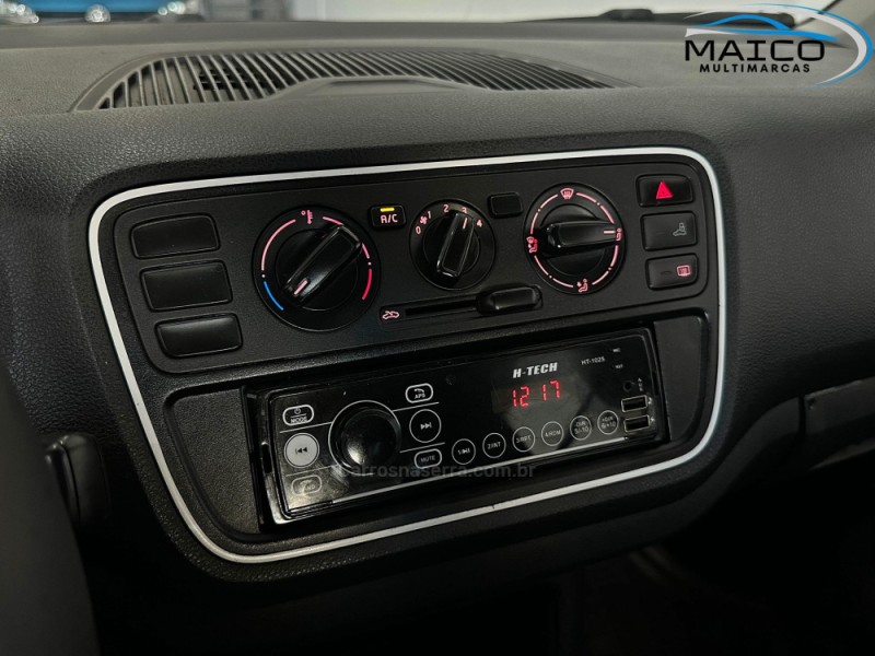 UP 1.0 MPI TAKE UP 12V FLEX 4P MANUAL - 2015 - NOVO HAMBURGO