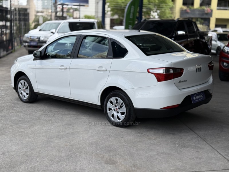 GRAND SIENA 1.0 ATTRACTIVE 8V FLEX 4P MANUAL - 2021 - CAXIAS DO SUL
