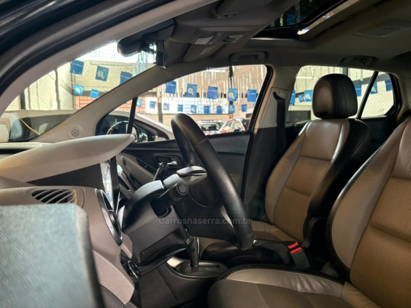 TRACKER 1.8 MPFI LTZ 4X2 16V FLEX 4P AUTOMÁTICO - 2014 - NOVO HAMBURGO