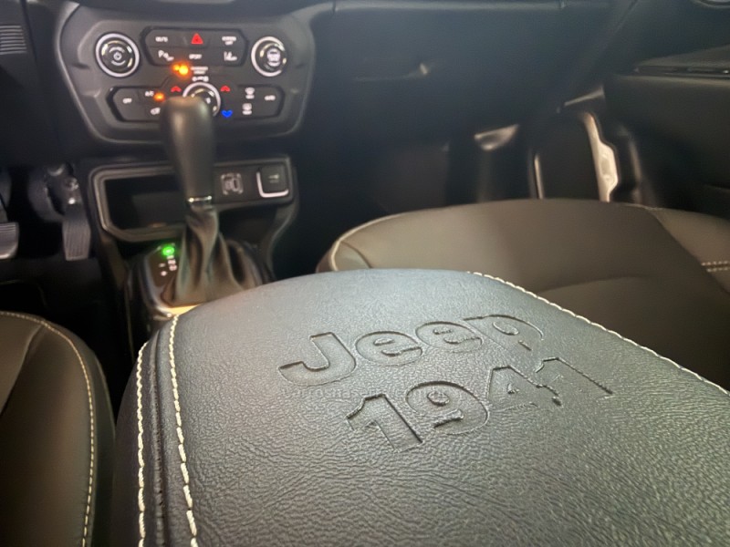 RENEGADE 1.3 LONGITUDE T270 16V TURBO FLEX 4P AUTOMÁTICO - 2024 - GARIBALDI