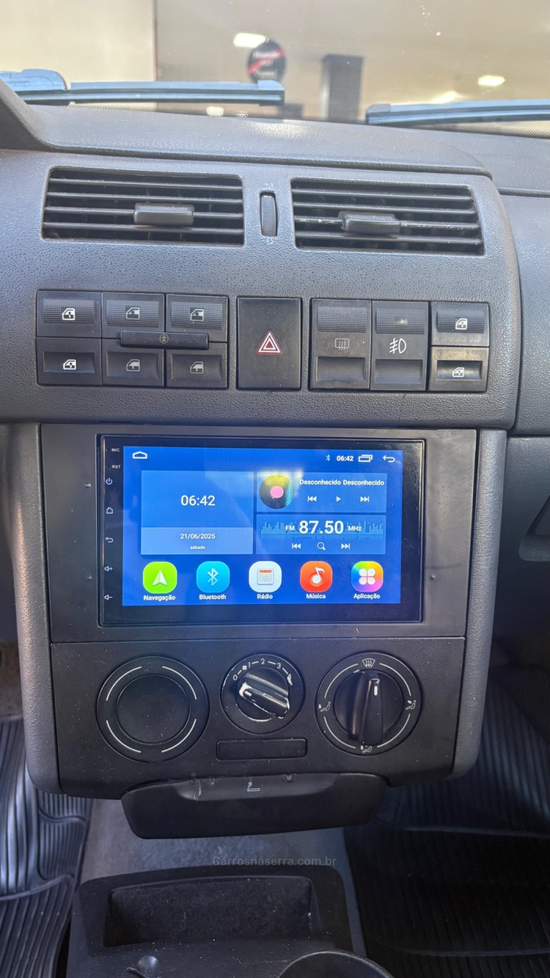 GOL 1.6 MI POWER 8V FLEX 4P MANUAL - 2003 - CAXIAS DO SUL