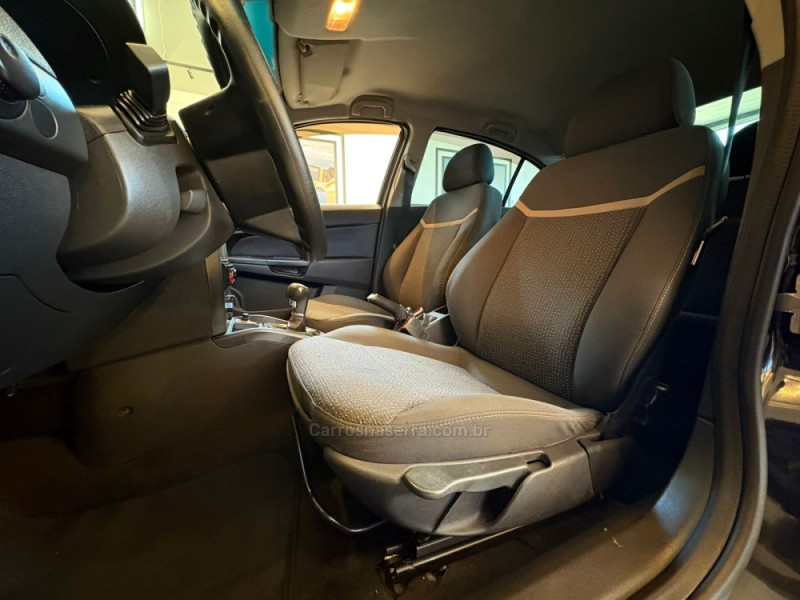 VECTRA 2.0 MPFI EXPRESSION 8V FLEX 4P MANUAL - 2010 - CAMPO BOM