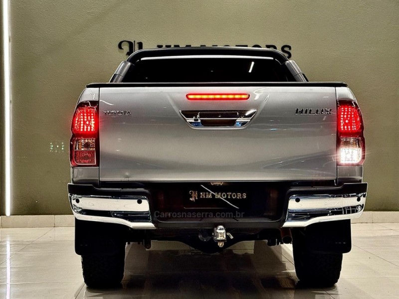 HILUX 2.8 SR 4X4 CD 16V DIESEL 4P AUTOMÁTICO - 2024 - CAXIAS DO SUL