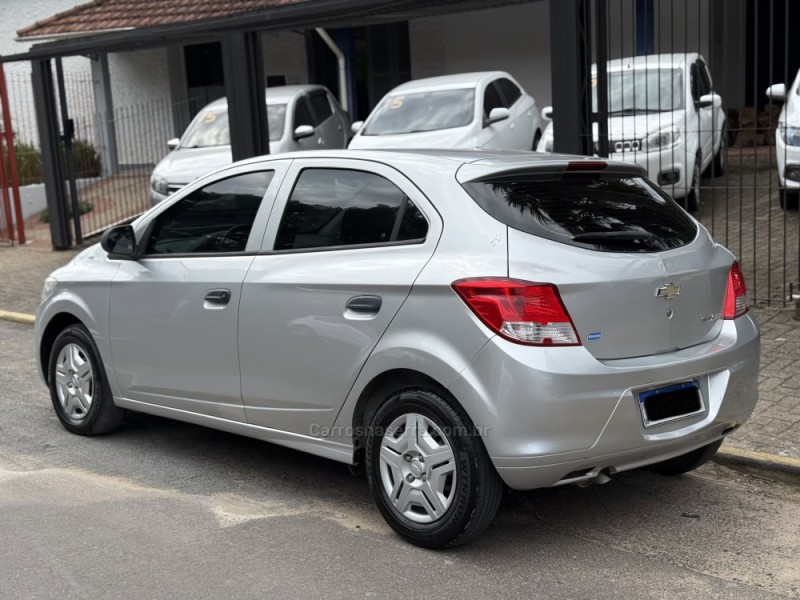 ONIX 1.0 JOY HATCH 8VFLEX 4P MANUAL - 2017 - PAROBé