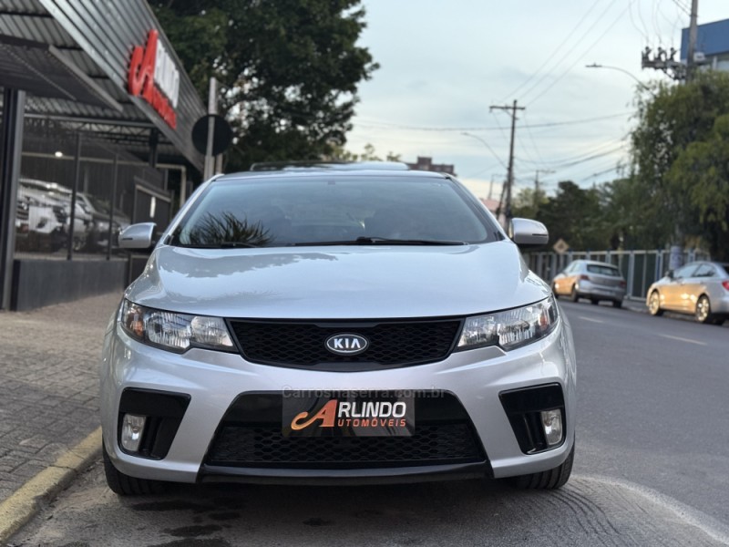 CERATO 2.0 KOUP 16V GASOLINA 2P AUTOMÁTICO - 2012 - PAROBé