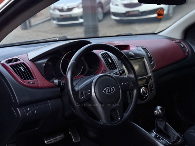 CERATO 2.0 KOUP 16V GASOLINA 2P AUTOMÁTICO - 2012 - PAROBé