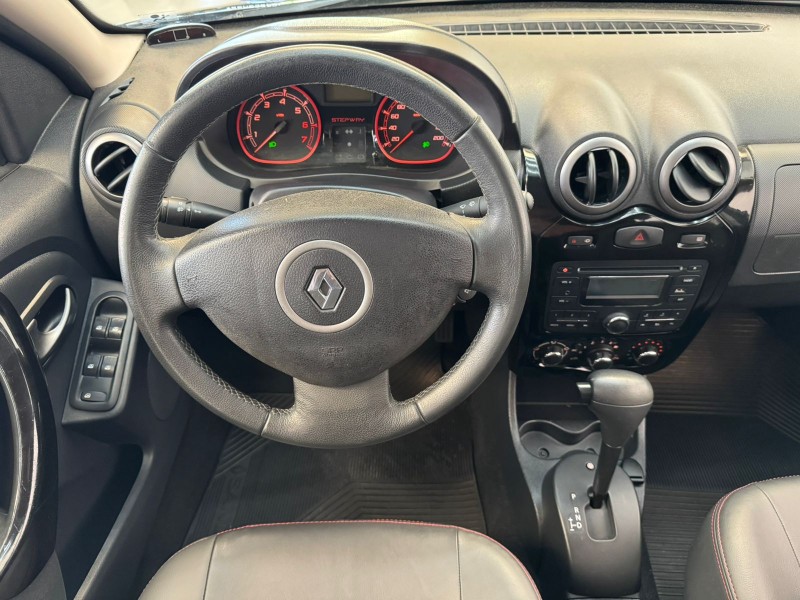 SANDERO 1.6 STEPWAY 16V FLEX 4P AUTOMÁTICO - 2012 - CAXIAS DO SUL