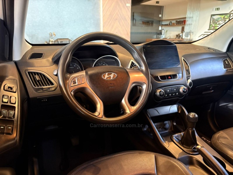 IX35 2.0 MPI 4X2 16V FLEX 4P MANUAL - 2011 - CAMPO BOM