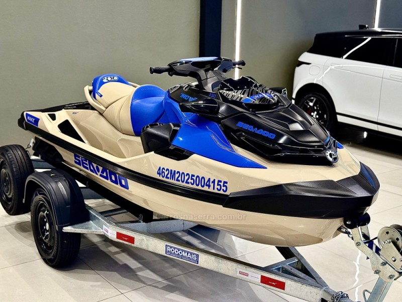 JET SKI GTR 230 - 2025 - CAXIAS DO SUL