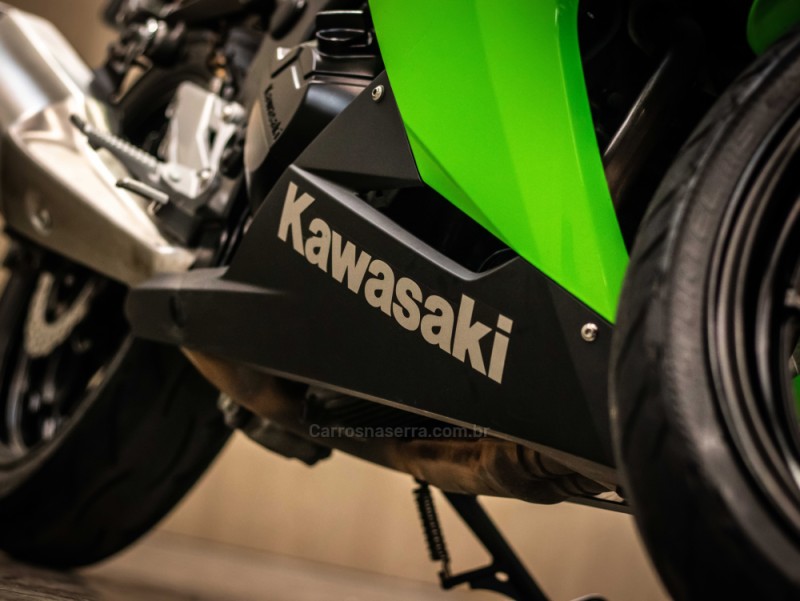 NINJA 300 ABS LIMITED EDITION - 2013 - CAXIAS DO SUL