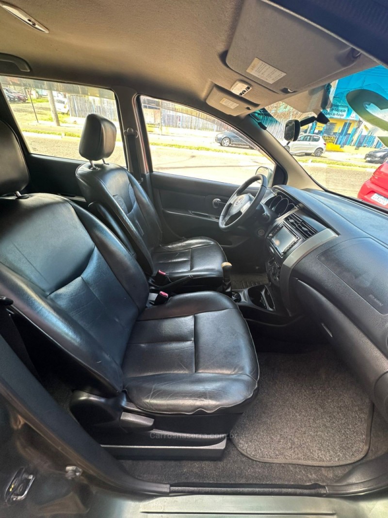 LIVINA 1.6 16V FLEX 4P MANUAL - 2012 - PAROBé