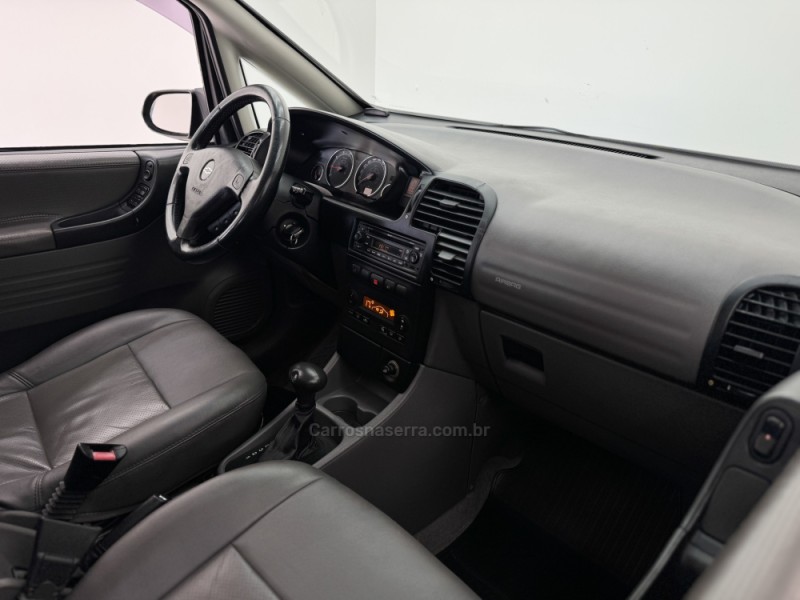 ZAFIRA 2.0 MPFI ELITE 8V FLEX 4P AUTOMÁTICO - 2012 - CARLOS BARBOSA