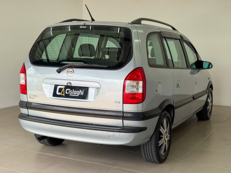 ZAFIRA 2.0 MPFI ELITE 8V FLEX 4P AUTOMÁTICO - 2012 - CARLOS BARBOSA