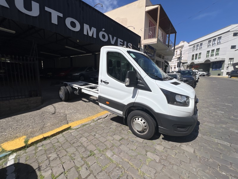 TRANSIT 2.0 460 B PASSAGEIRO TURBO DIESEL 3P AUTOMÁTICO - 2025 - GARIBALDI