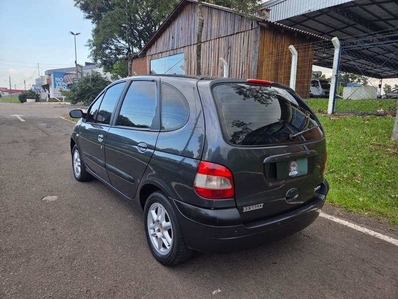 SCÉNIC 1.6 PRIVILÈGE 16V GASOLINA 4P MANUAL - 2004 - VENâNCIO AIRES