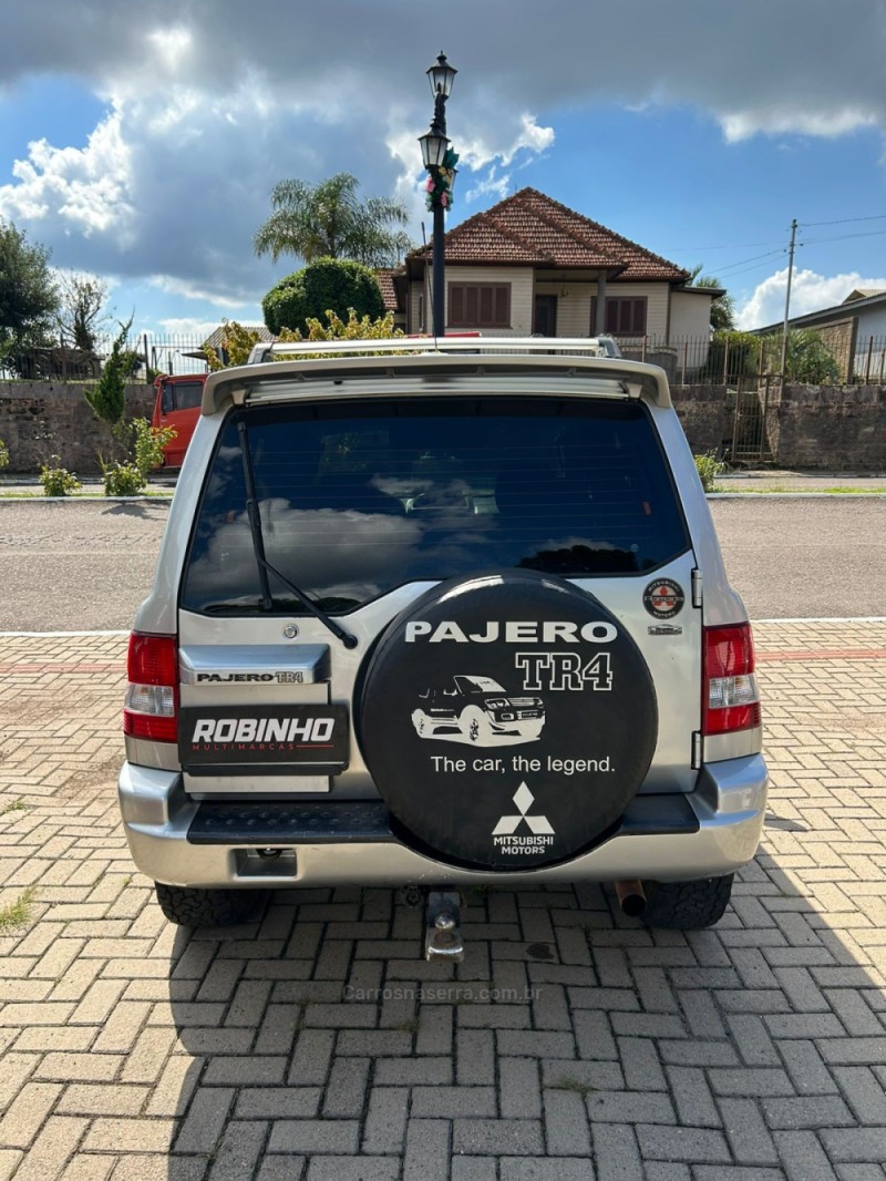 PAJERO TR4 2.0 4X4 16V 131CV GASOLINA 4P AUTOMÁTICO - 2003 - CAMBARá DO SUL