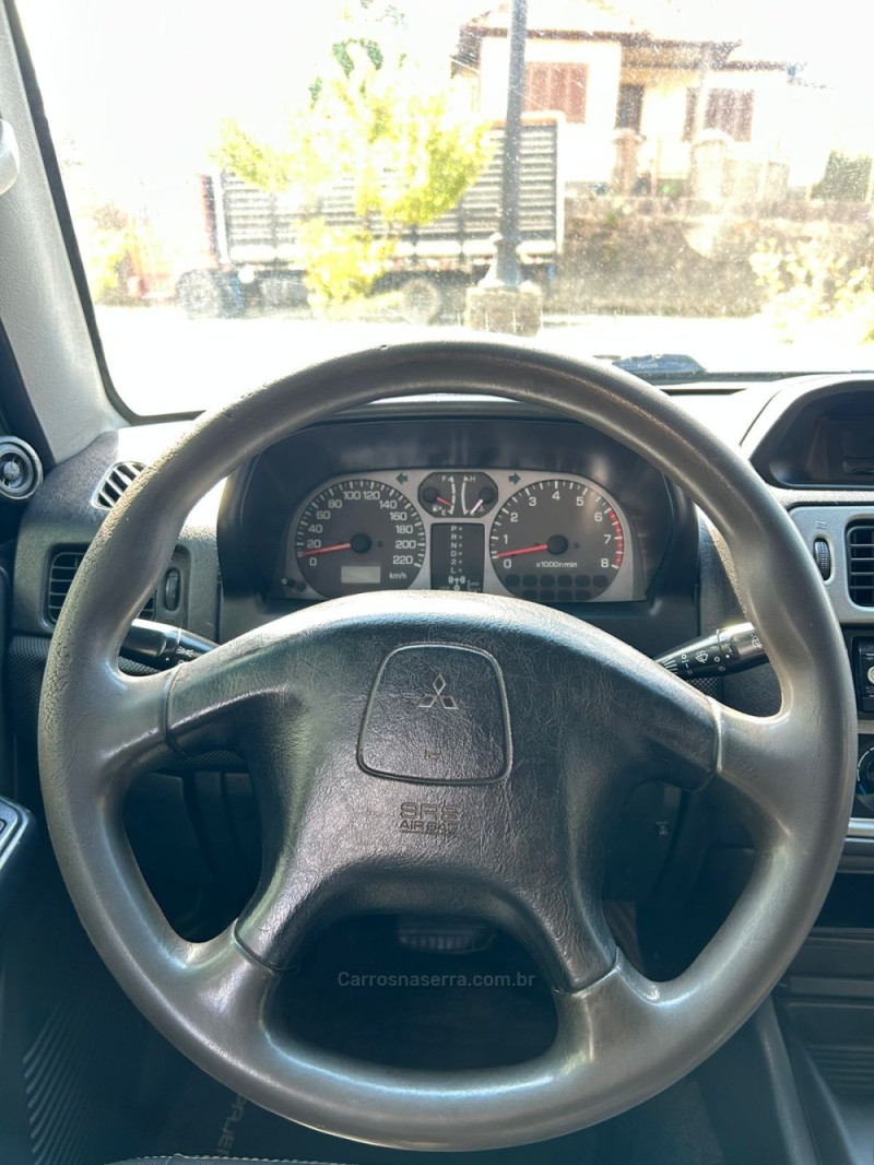 PAJERO TR4 2.0 4X4 16V 131CV GASOLINA 4P AUTOMÁTICO - 2003 - CAMBARá DO SUL