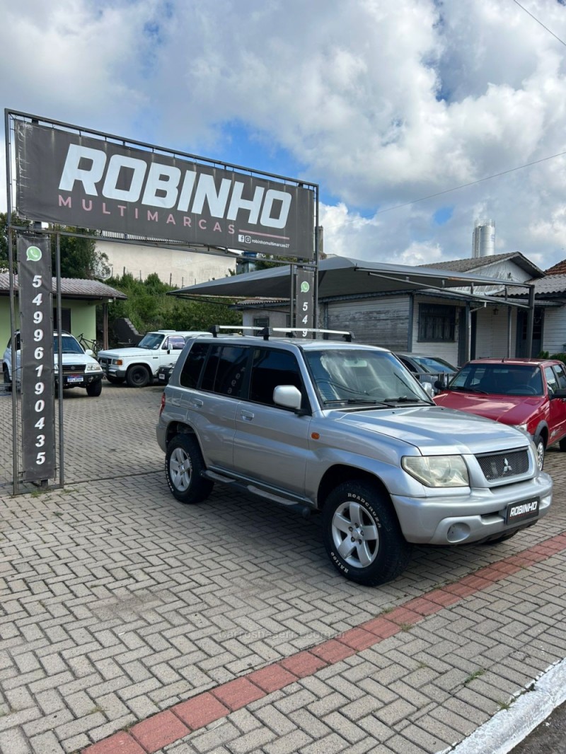 PAJERO TR4 2.0 4X4 16V 131CV GASOLINA 4P AUTOMÁTICO - 2003 - CAMBARá DO SUL