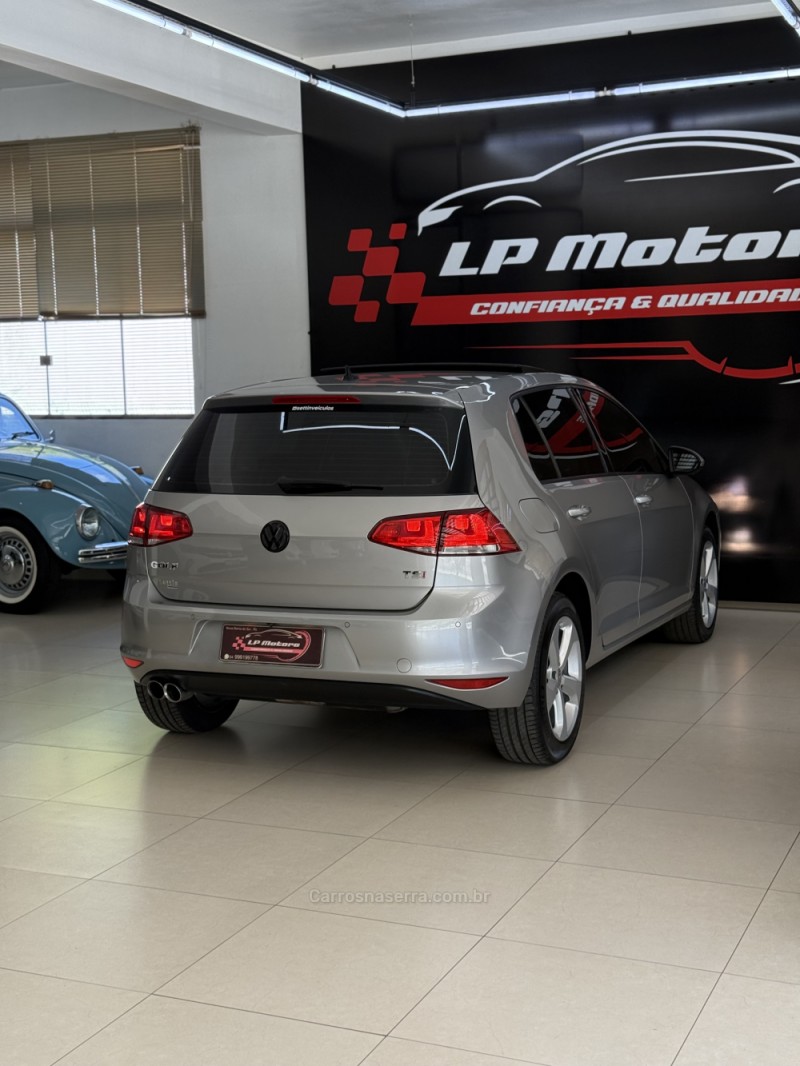 GOLF 1.0 TSI COMFORTLINE 12V TOTAL FLEX 4P MANUAL - 2017 - FARROUPILHA