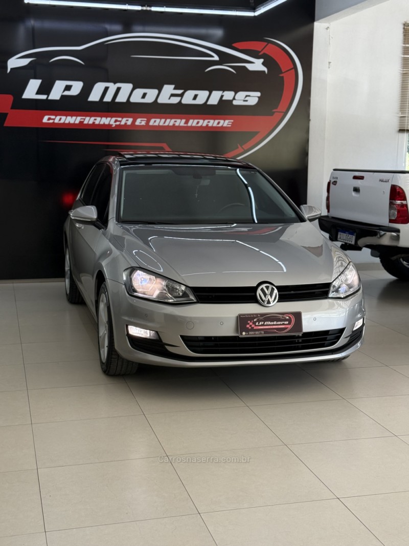 GOLF 1.0 TSI COMFORTLINE 12V TOTAL FLEX 4P MANUAL - 2017 - FARROUPILHA
