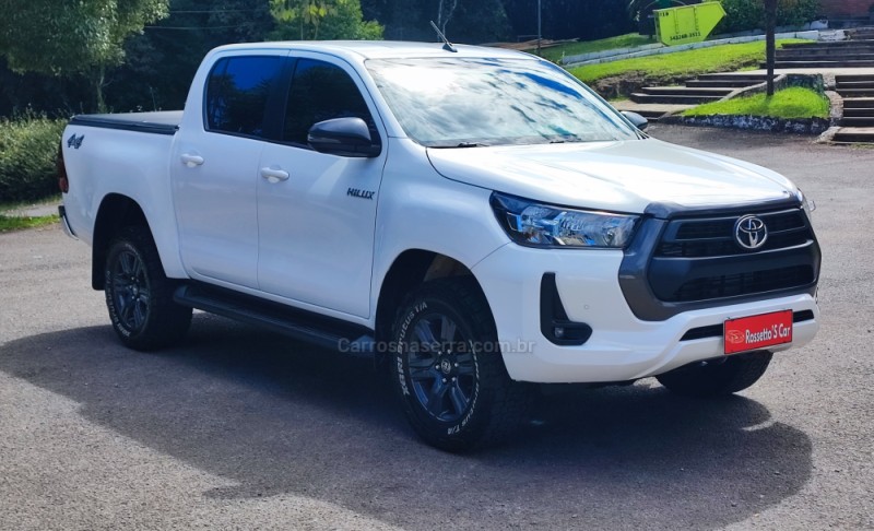 HILUX 2.8 SRV 4X4 CD 16V DIESEL 4P AUTOMÁTICO - 2023 - FARROUPILHA