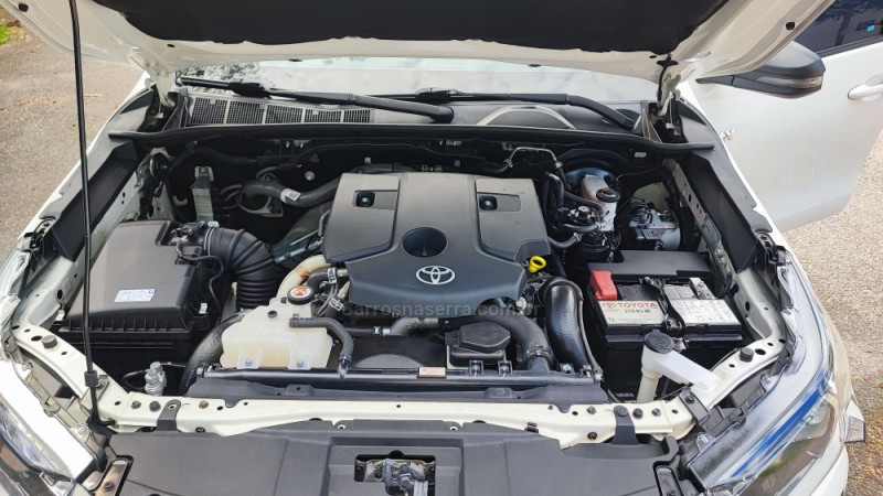 HILUX 2.8 SRV 4X4 CD 16V DIESEL 4P AUTOMÁTICO - 2023 - FARROUPILHA