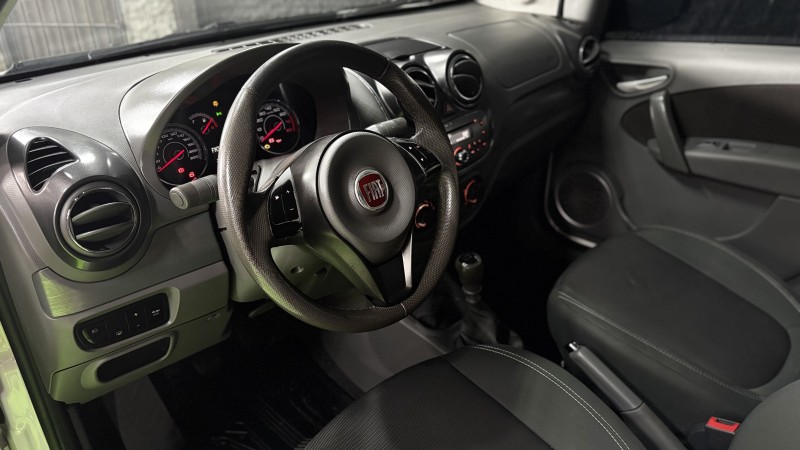 PALIO 1.6 MPI ESSENCE 16V FLEX 4P MANUAL - 2014 - FELIZ