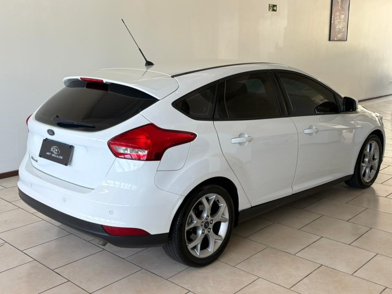 FOCUS 1.6 SE PLUS 16V FLEX 4P MANUAL - 2016 - BENTO GONçALVES