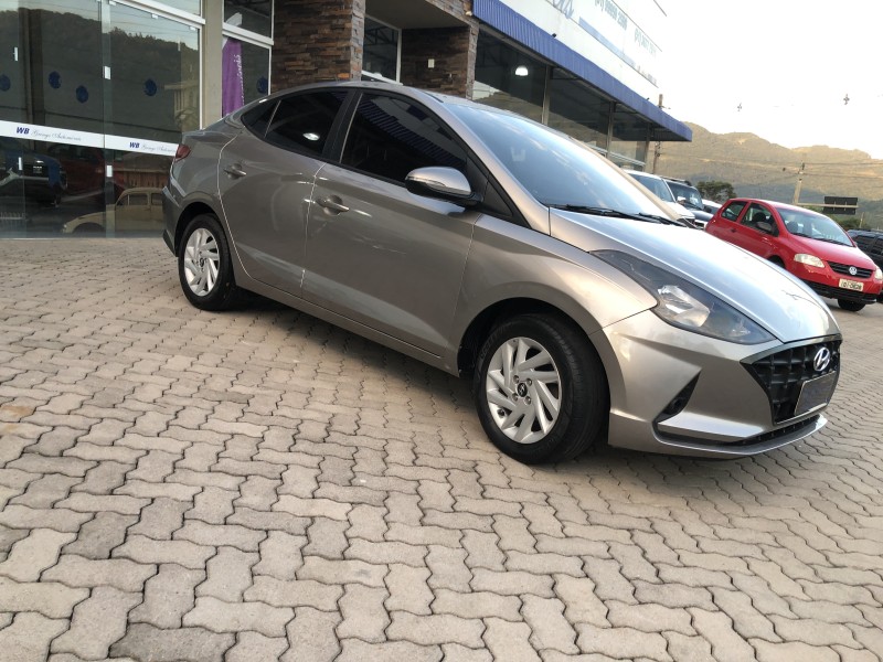 HB20S 1.0 EVOLUTION 12V FLEX 4P MANUAL - 2022 - VALE REAL