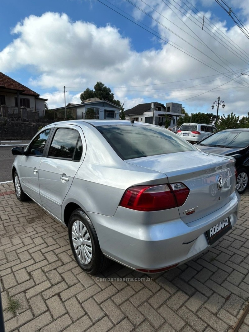 VOYAGE 1.6 CL 8V GASOLINA 2P MANUAL - 2014 - CAMBARá DO SUL