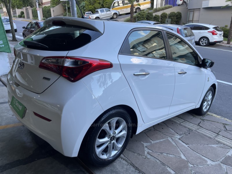 HB20 1.0 COPA DO MUNDO 12V FLEX 4P MANUAL - 2015 - BENTO GONçALVES