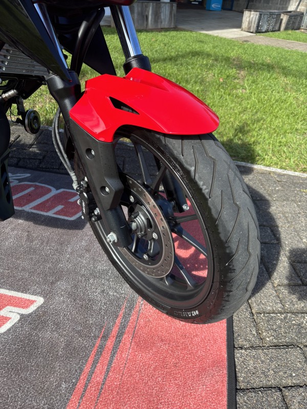 CB 300F TWISTER CBS - 2024 - FELIZ