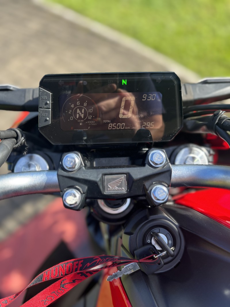 CB 300F TWISTER CBS - 2024 - FELIZ