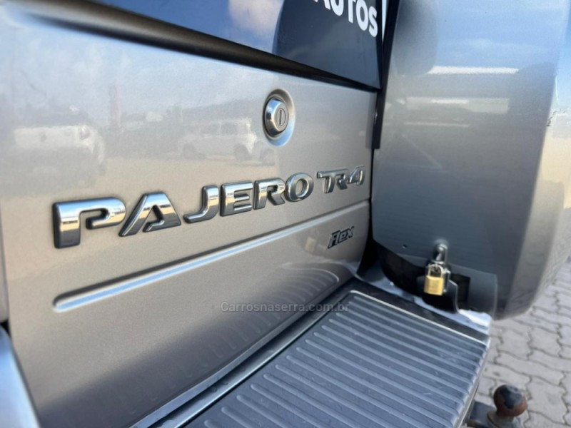 PAJERO TR4 2.0 4X4 16V 133CV FLEX 4P AUTOMÁTICO - 2015 - TORRES