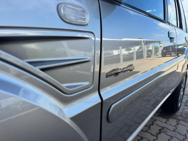 PAJERO TR4 2.0 4X4 16V 133CV FLEX 4P AUTOMÁTICO - 2015 - TORRES